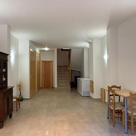 Apartamento Camarena De La Sierra Eksteriør billede